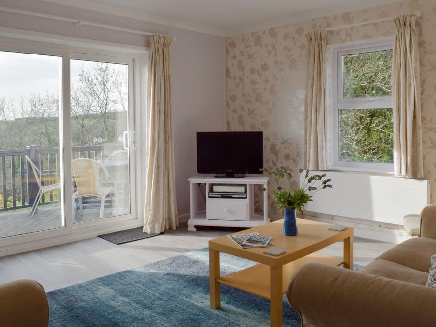 Furzewood Cottage - UK10199