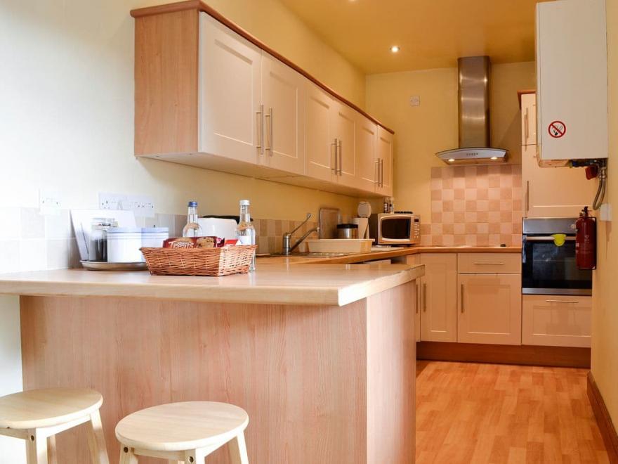 Brnafon Cottage - UK10248