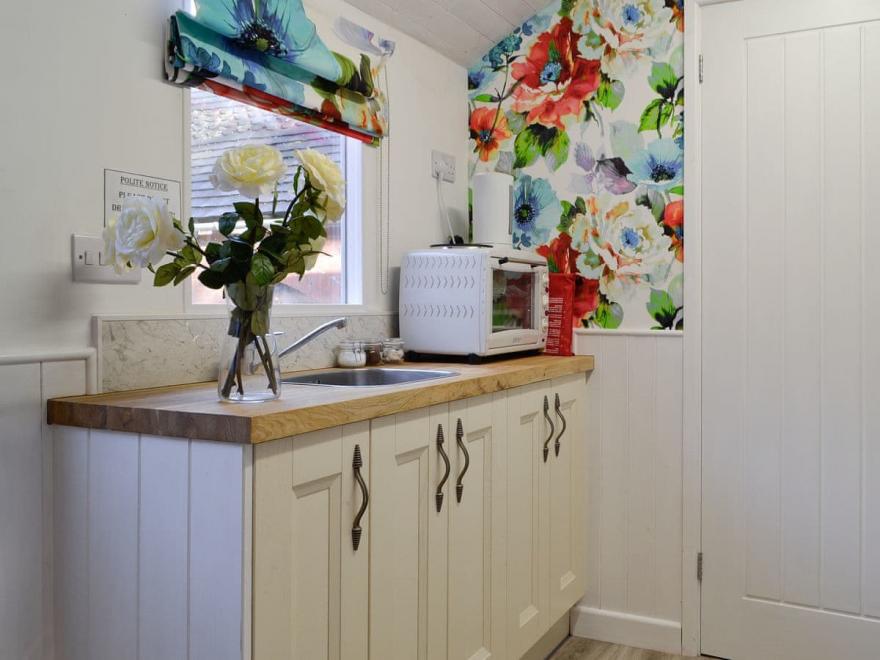 Cefn Tilla Hut - UK10336