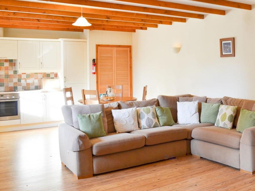 The Bull Pen - UK10349