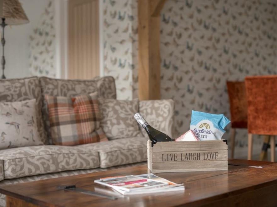 The Woodshed - UK10353