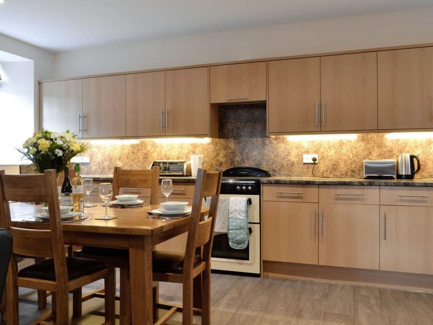 Home Farm Cottage - UK10382