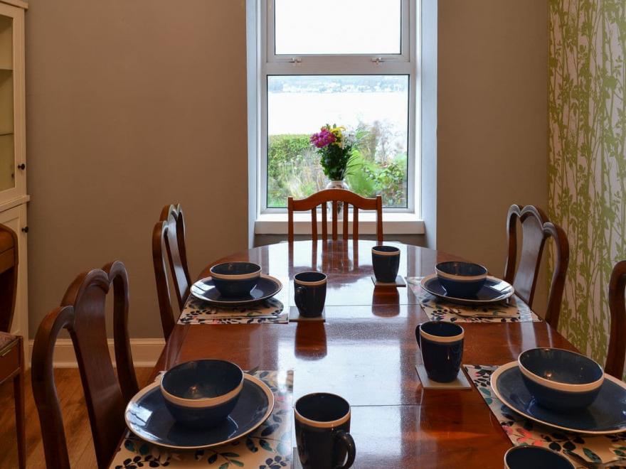 Loch View Apartment Kilmun