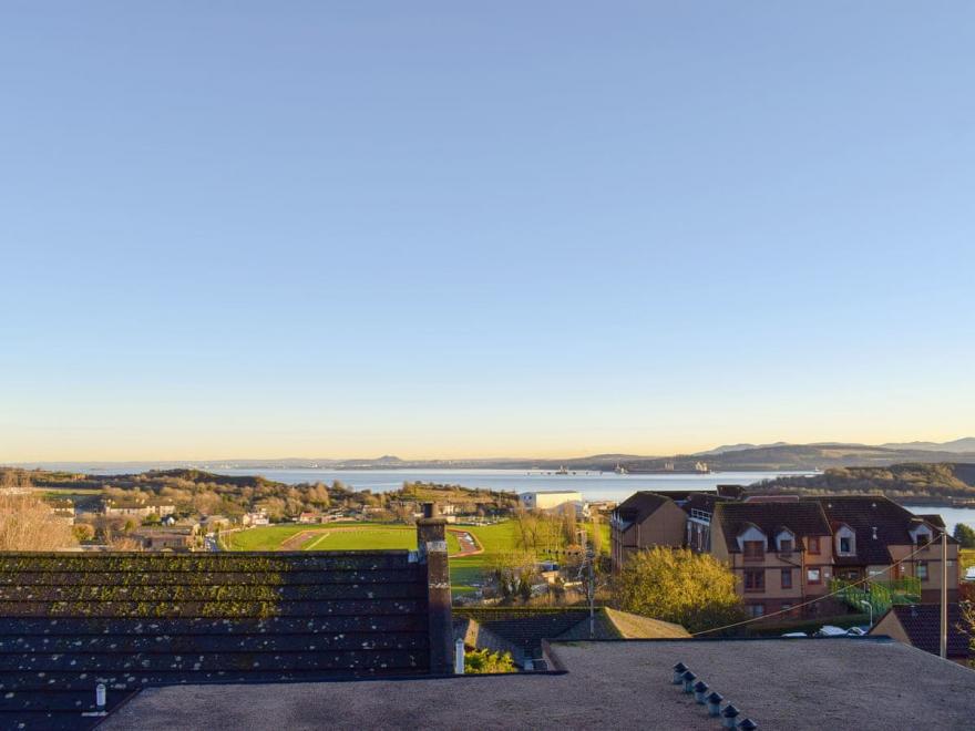 Forth View Apartment - UK10460