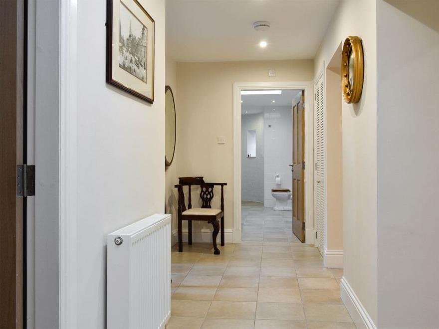 The Servants Hall - UK10541