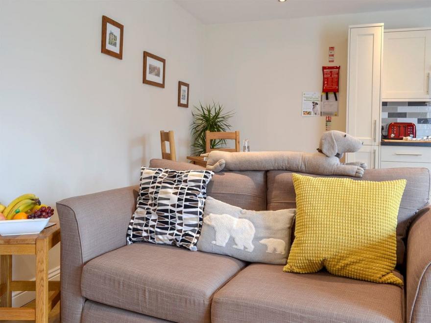 Croft Cottage 1 - UK10587