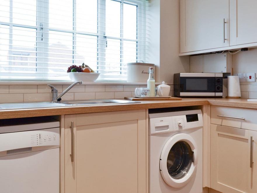 Croft Cottage 3 - UK10589