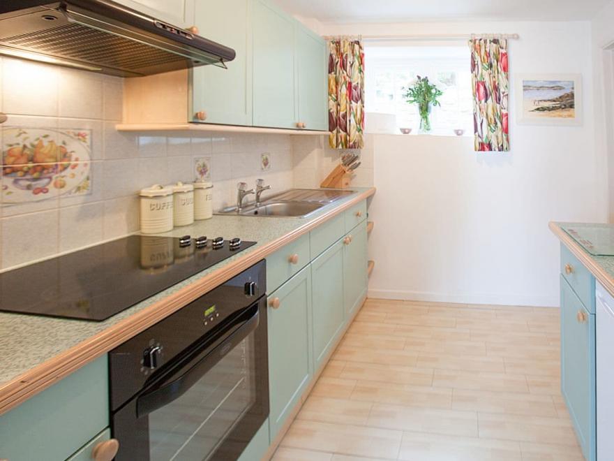 Bluebell Apartment UK10593