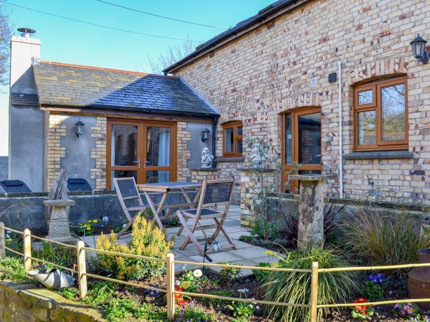 Lane End Linney - UK10656