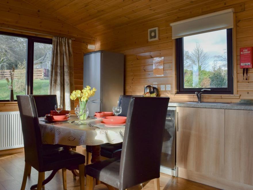 Parkside Lodge - UK10793