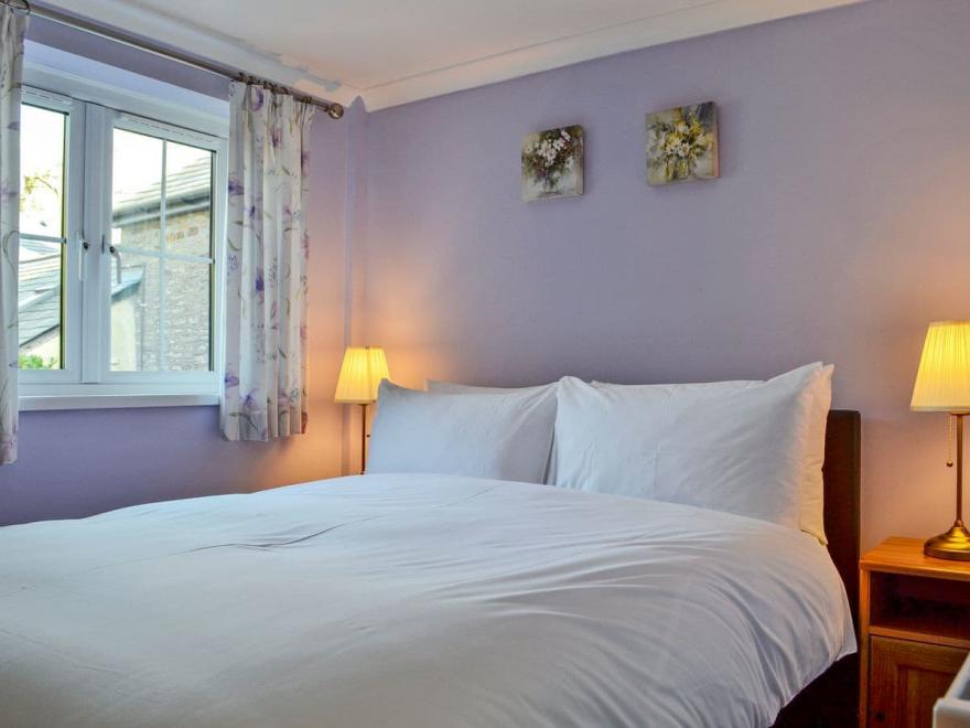 Abbots Croft - UK10889