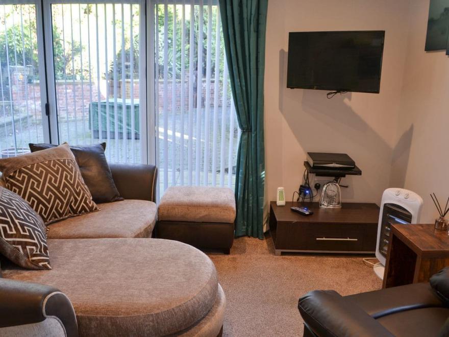 Eastfield Retreat - UK10972