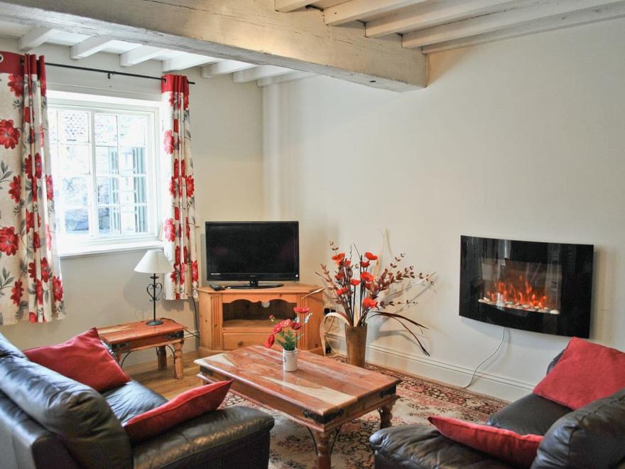 Daisy Cottage - UK2621