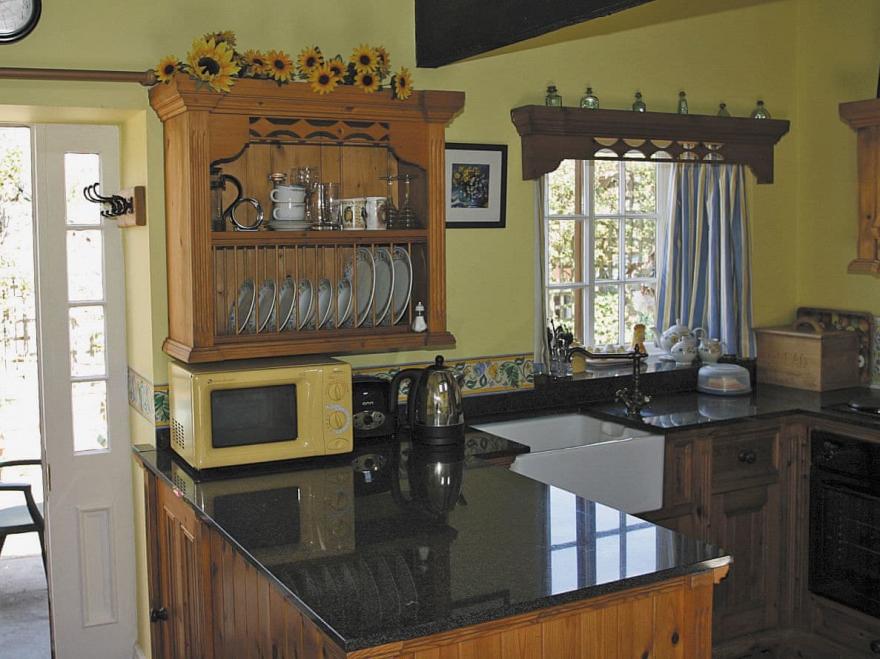 Primrose Cottage - UK2623