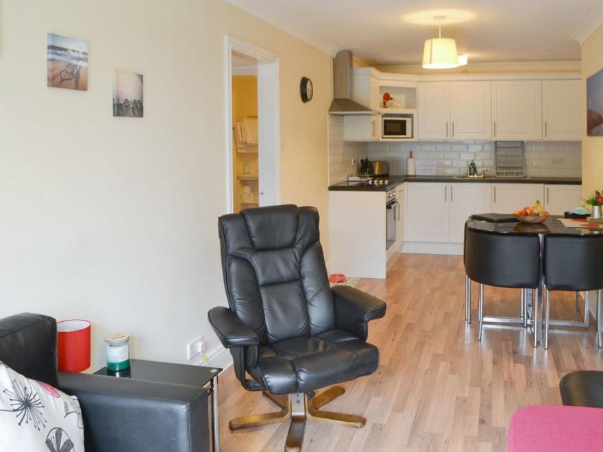 Dove Cottage - UK3284