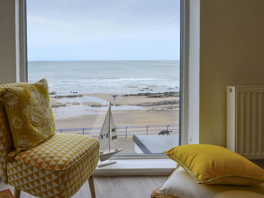 Upper Sandstell Point