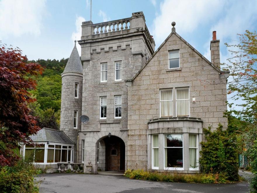 Craigendarroch House