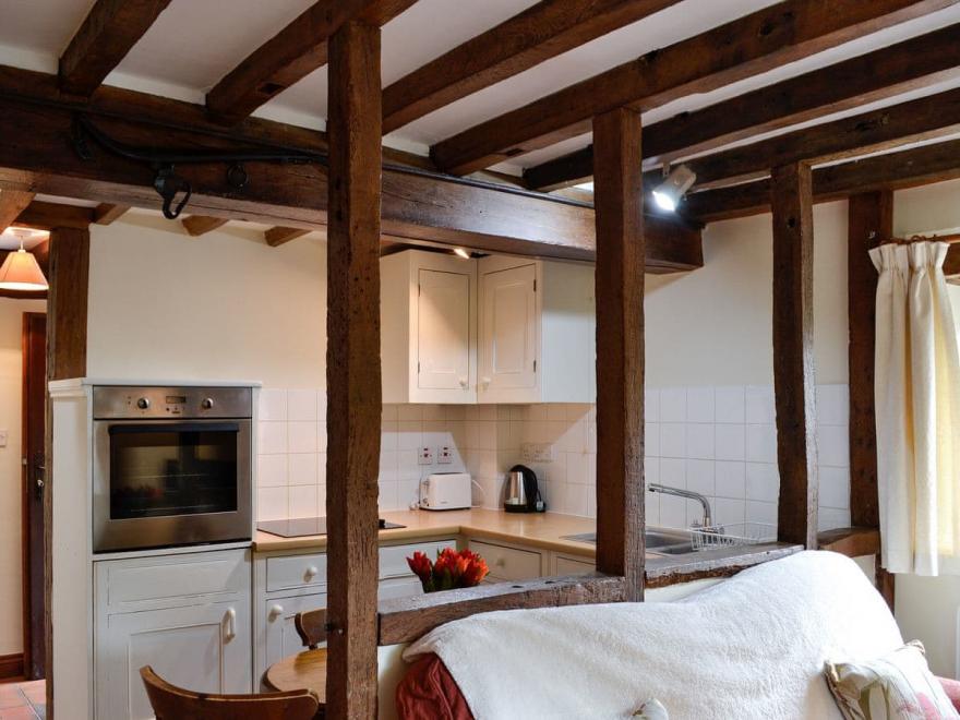 Well Cottage - UKC3629