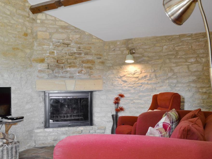 Stable Cottage - UKC3630
