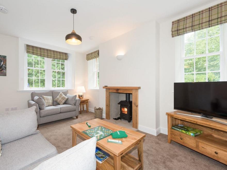 Middle Lodge - UKC3639