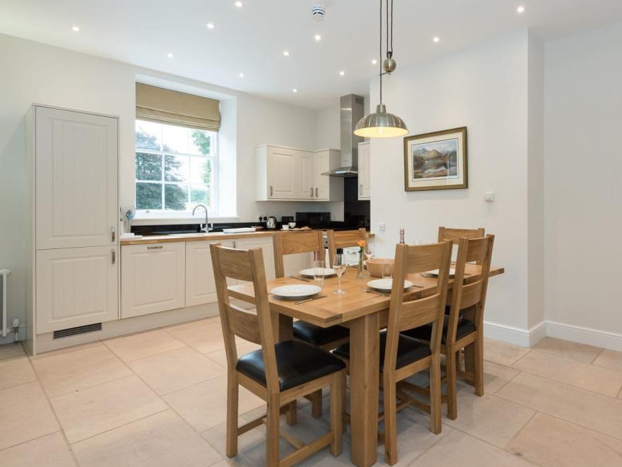 Sir Walter Scott - UKC3640