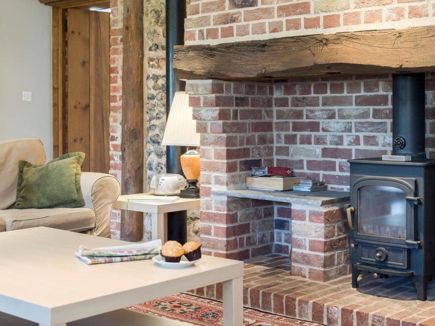 The Hen House - UKC3677