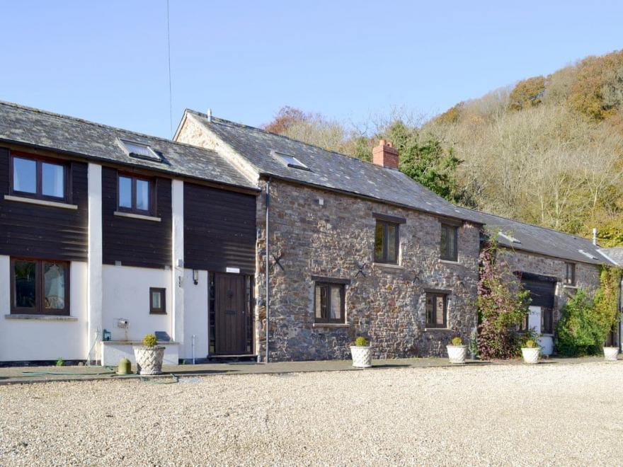 Duvale Barn
