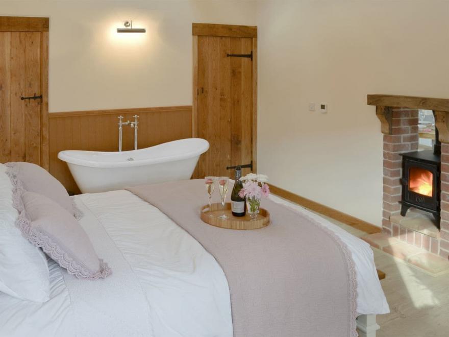 Rabits Rest - UKC3716