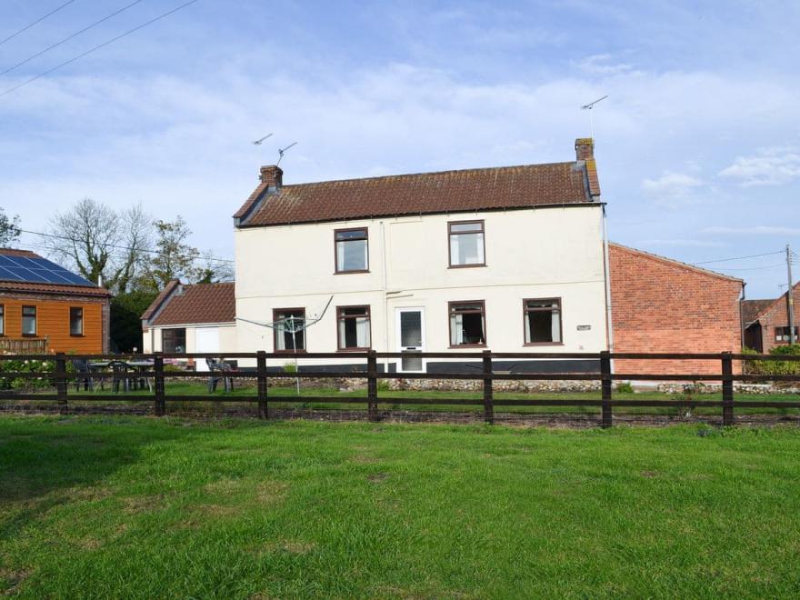Moor Farm Cottage - UKC3734