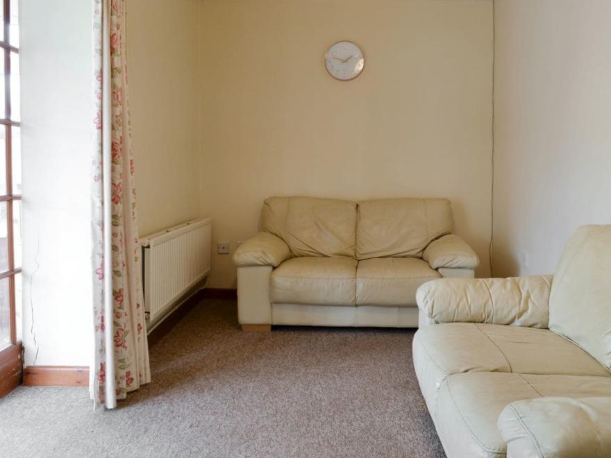 Stable Cottage 3 - UKC3742