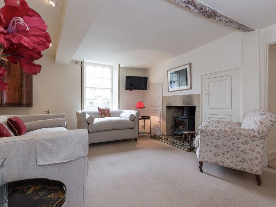 Candlemakers Cottage