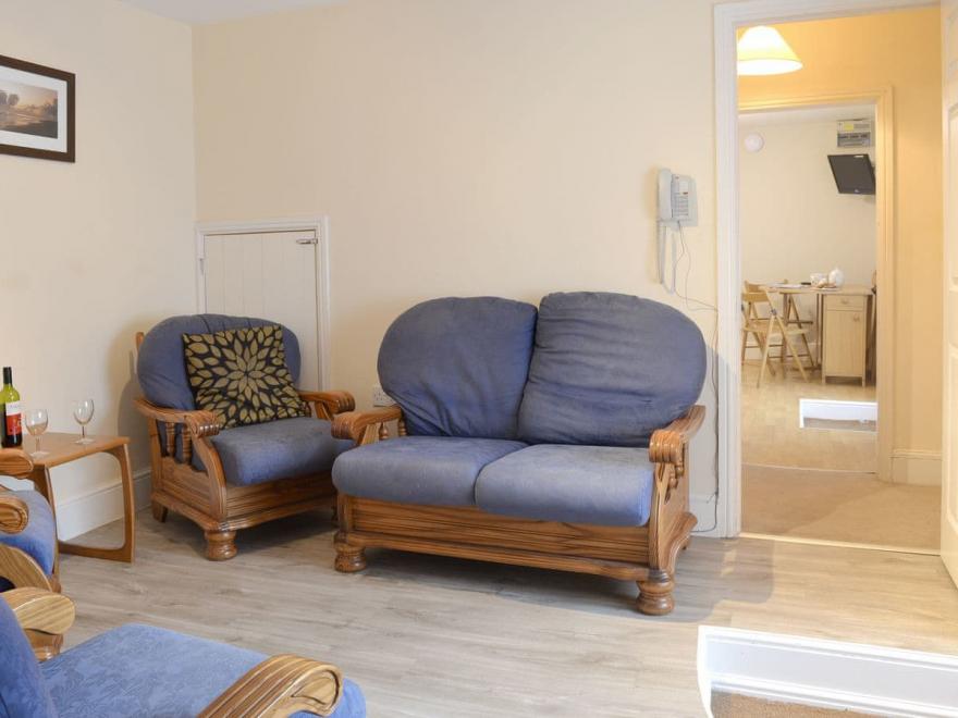 Paddock Cottage - UKC3783