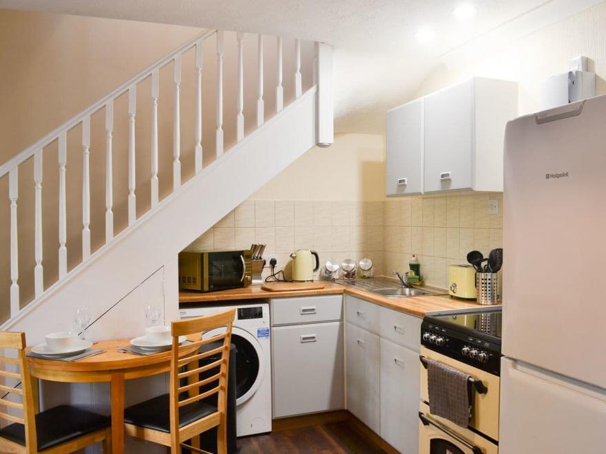 Curates Clouster - UKC3813