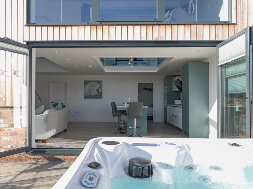 The Retreat - UKC3845