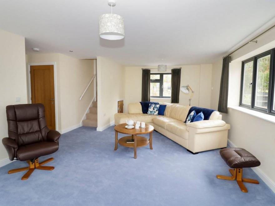 Woodland View - UKC3893