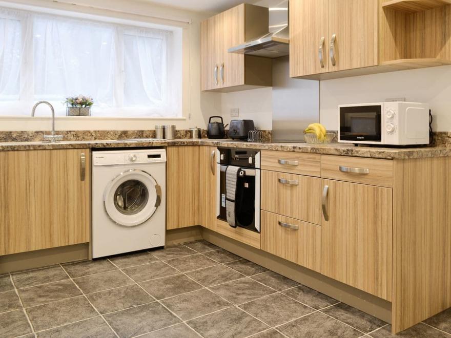 Ridings Farm Cottage - UKC3910