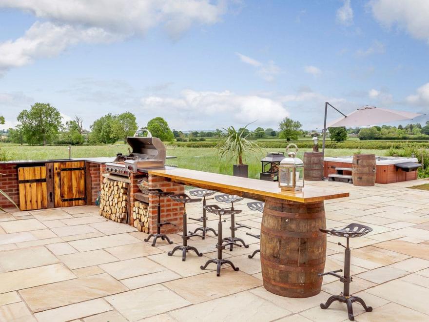 The Retreat - UKC3946