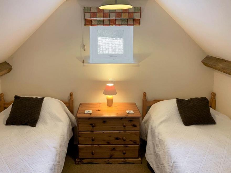 Hayloft Cottage - UKC3949
