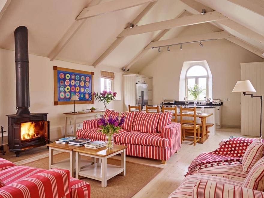 Garden House - UKC3971