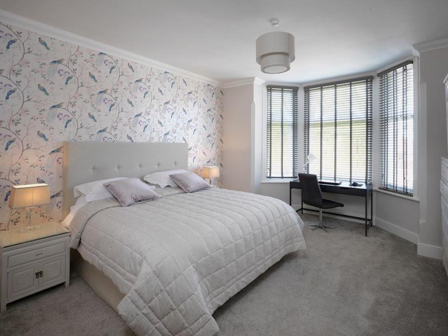 Paramount Apartments 3 - UKC419