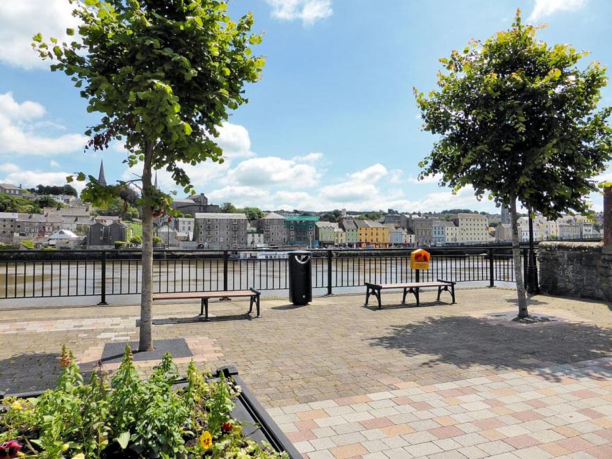 Sarah's Cottage -W32059