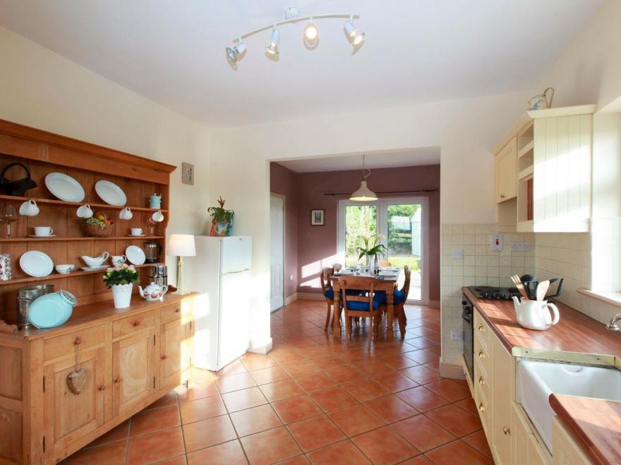 Country House Escape