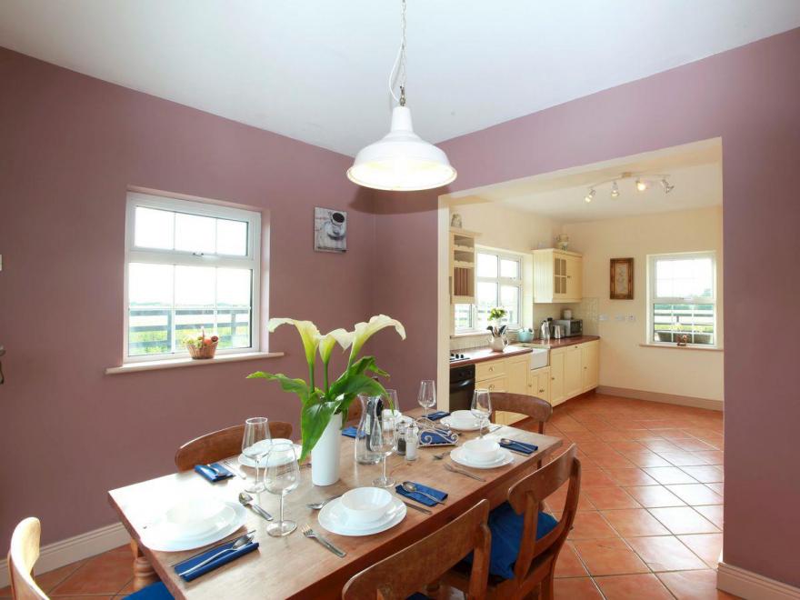 Country House Escape