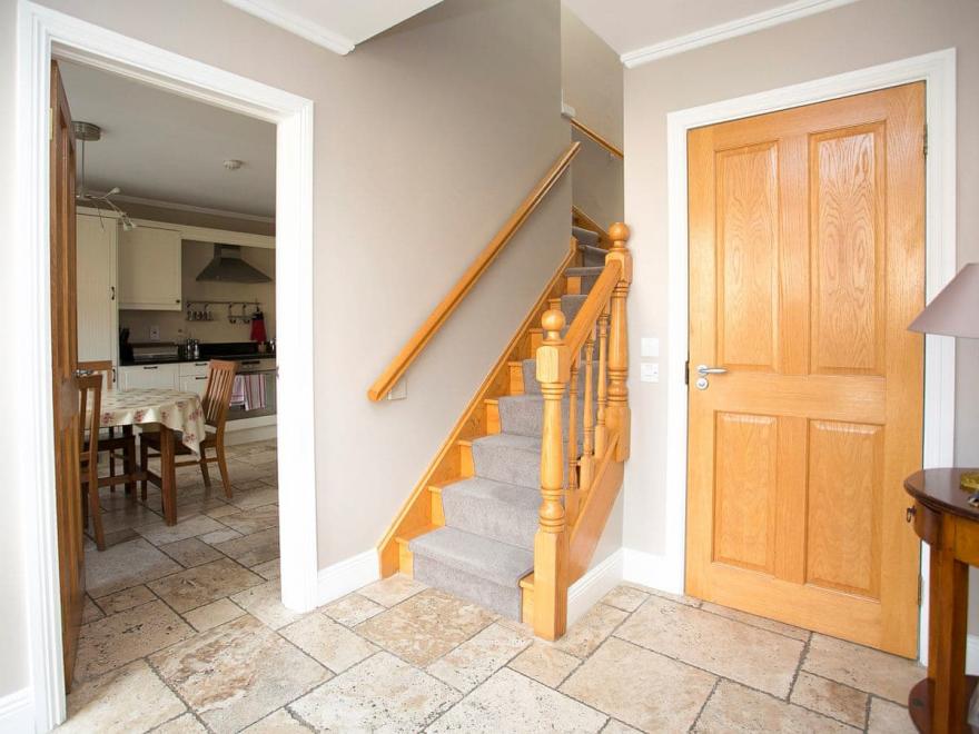 The Coach House-W32348