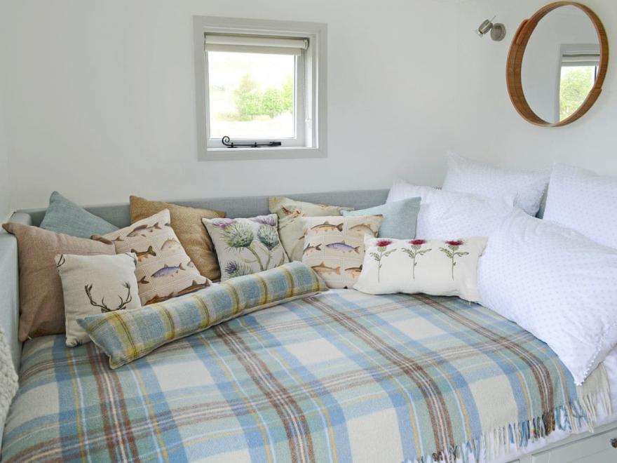 Ghillies At Riverside