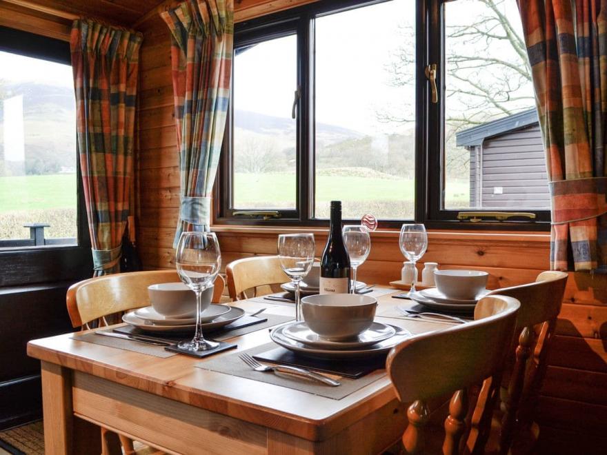 Burnside Park - Osprey Lodge