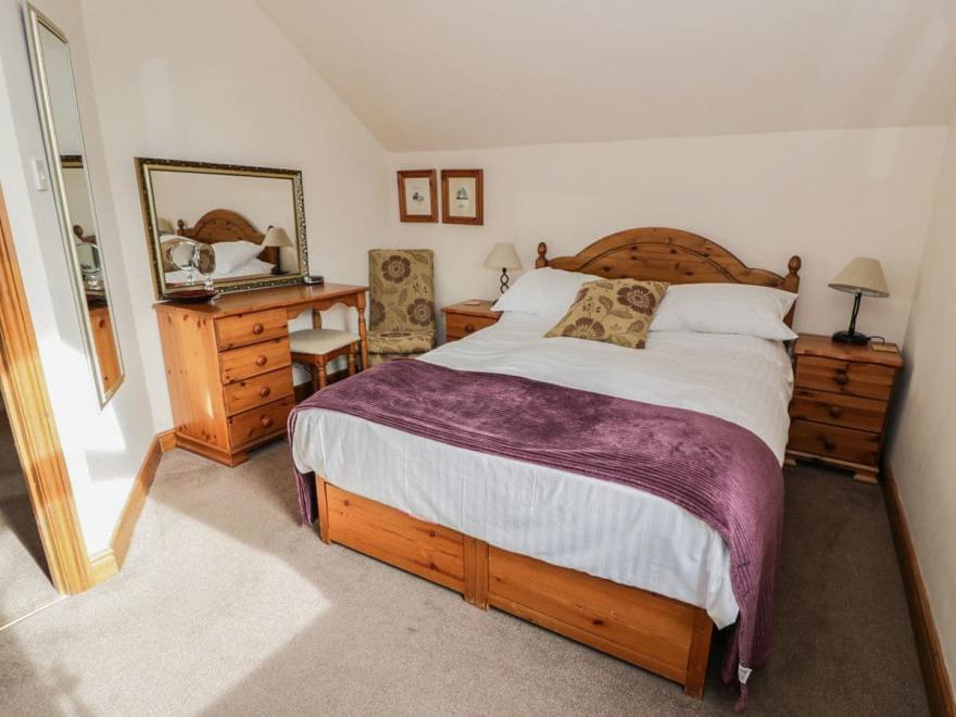 Arden Holiday Cottage