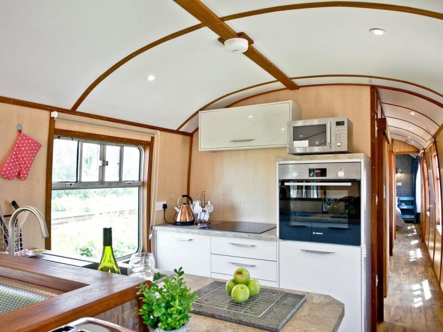 Brunel Boutique Railway Carriage 5