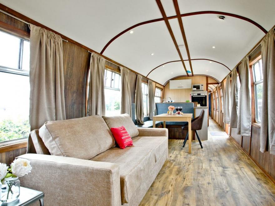 Brunel Boutique Railway Carriage 4