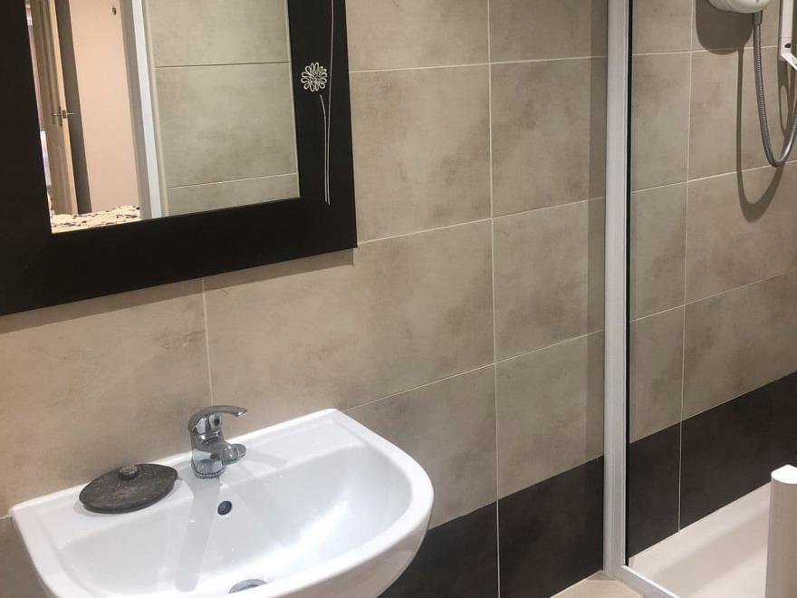 Apartment 1, The Gables